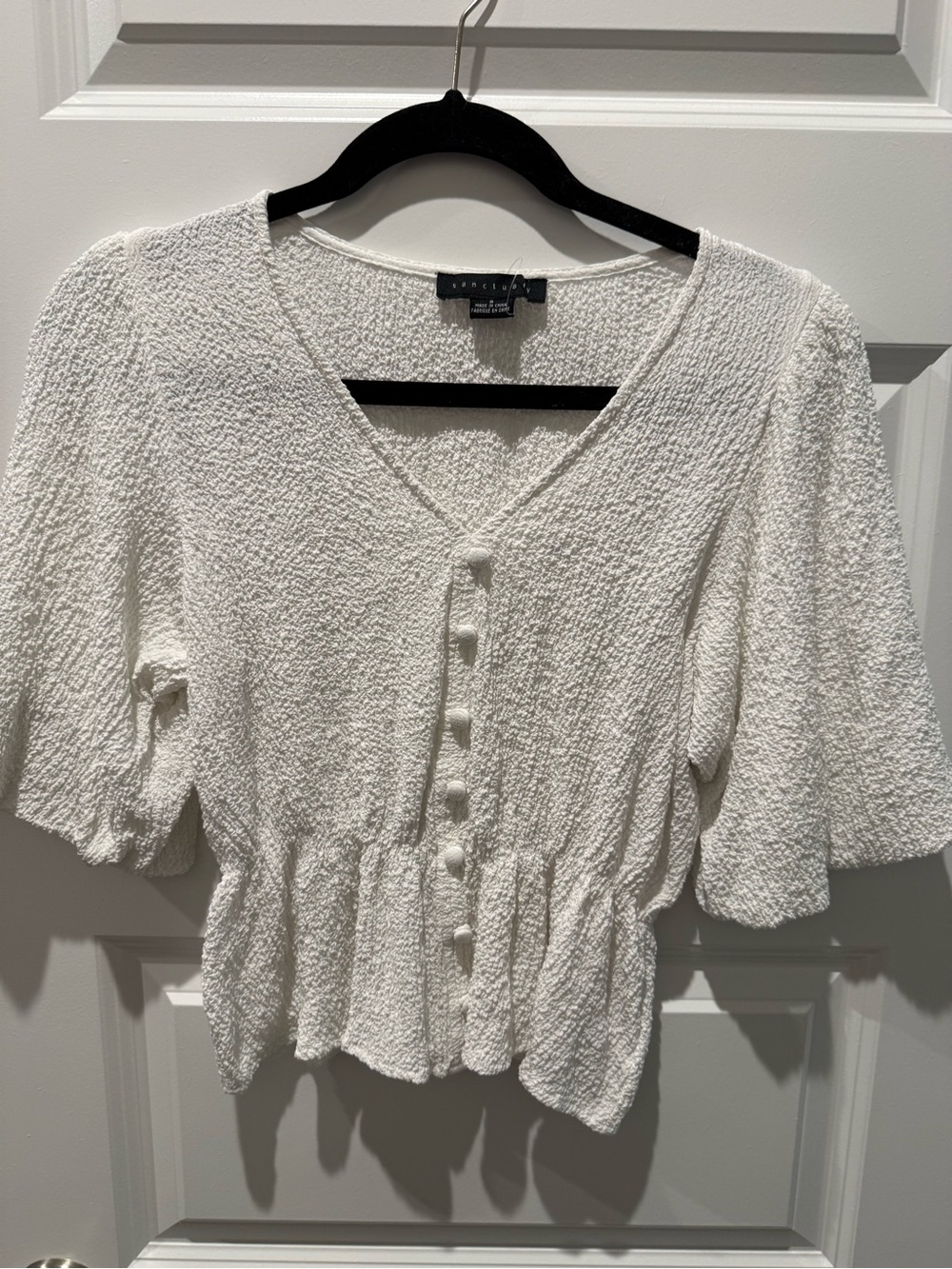 Sanctuary White Textured Button-Front Peplum Blouse